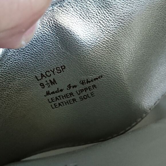 Donald J. Pliner Lacysp gray with metallic silver streaks leather sandals size 9 - Picture 8 of 11